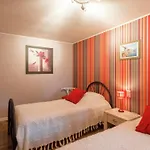 Charming Cottage, Thirimont 度假居 韦姆