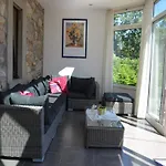 Charming Cottage, Thirimont 韦姆