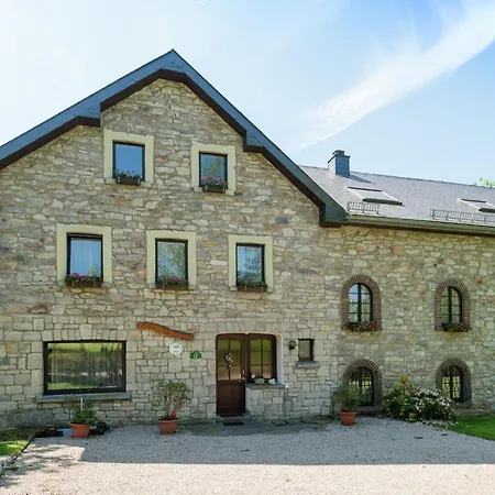 Charming Cottage, Thirimont Hébergement de vacances