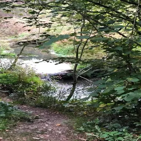 Charming Cottage, Thirimont * 와이메스