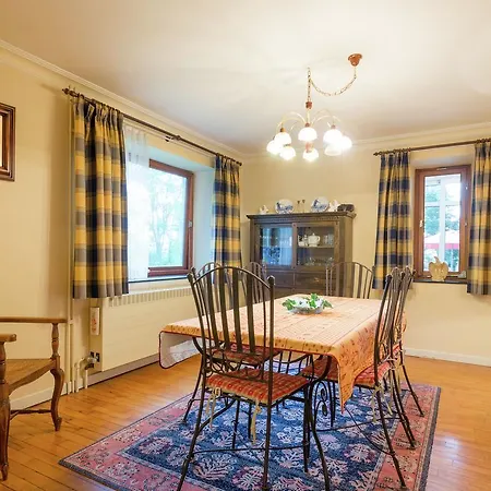 Spacious In Thirimont Near Forest Дом отдыха Вэм