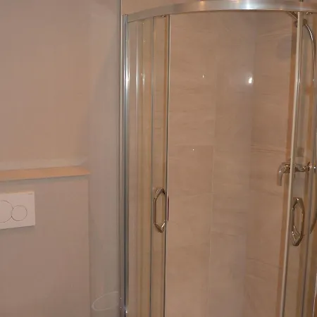 Дом отдыха Spacious In Thirimont Near Forest *